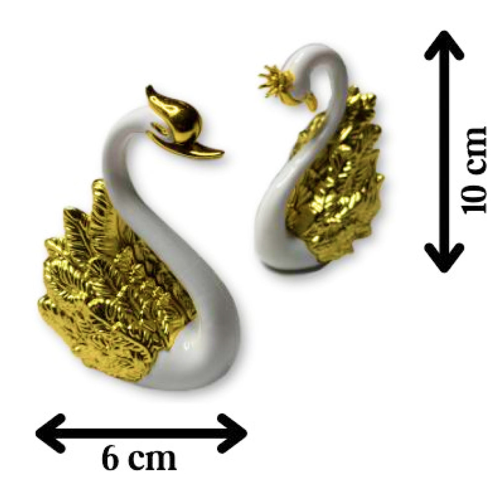 2 in 1 Swan Cake Topper Set showcasing it's size on white background