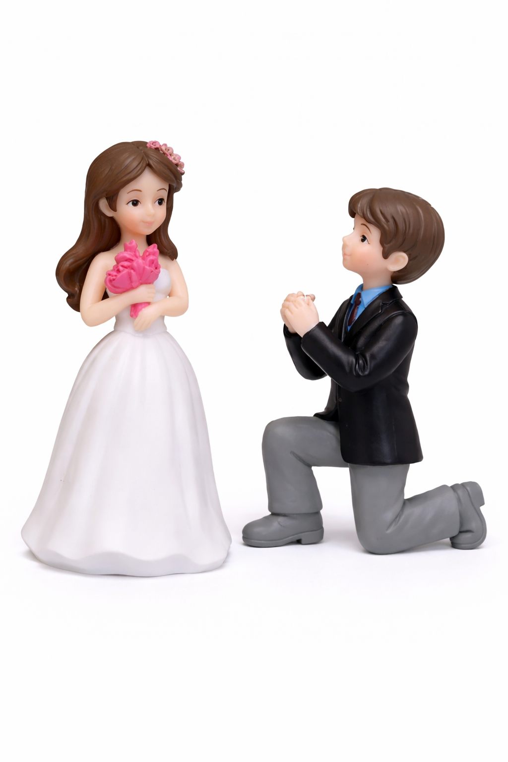 Romantic Proposal Couple Cake Topper Figurines – Kneeling Groom & Bride Set | MTRC345