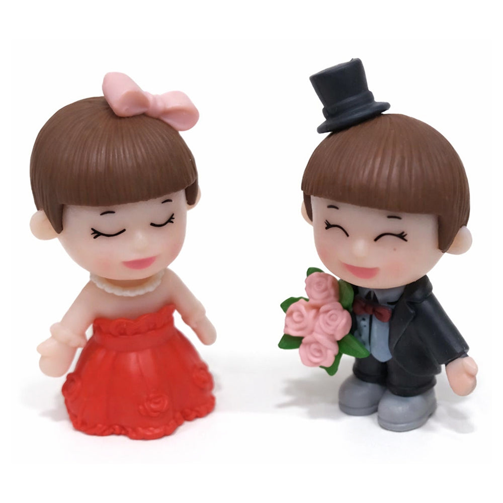 Cute Wedding Couple Cake Topper Figurines – Red Bride & Black Groom Set | MTRC325B
