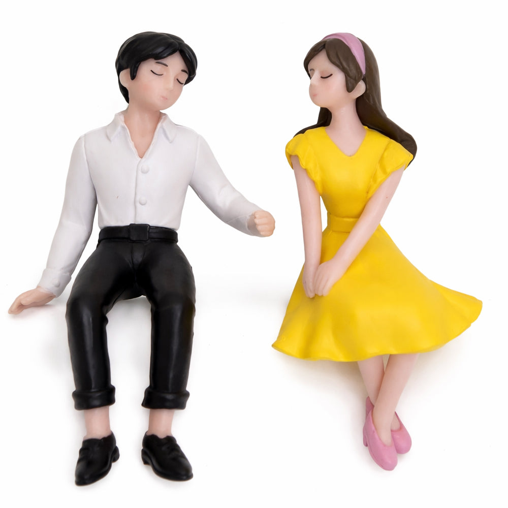 Romantic Sitting Couple Cake Topper Figurines – Yellow Dress Boy & Girl Set | MTRC571B