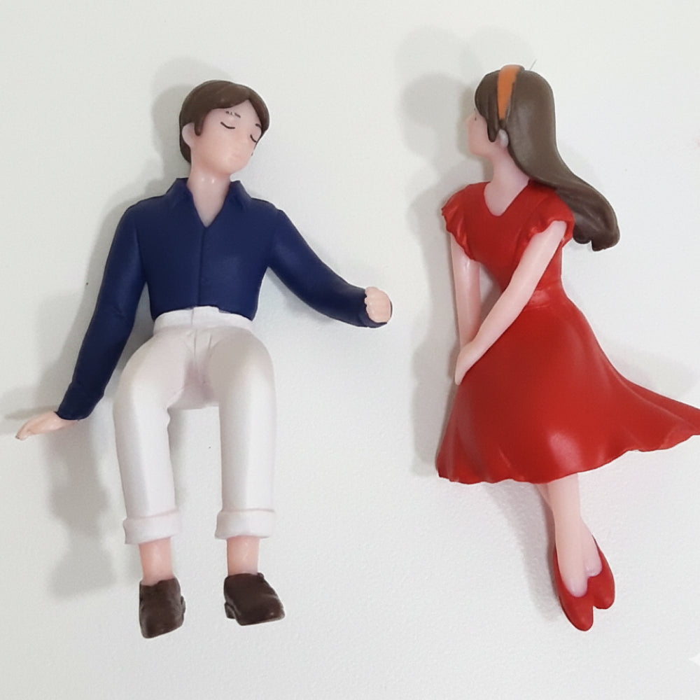 Romantic Sitting Couple Cake Topper Figurines – Red Dress Boy & Girl Set | MTRC571A