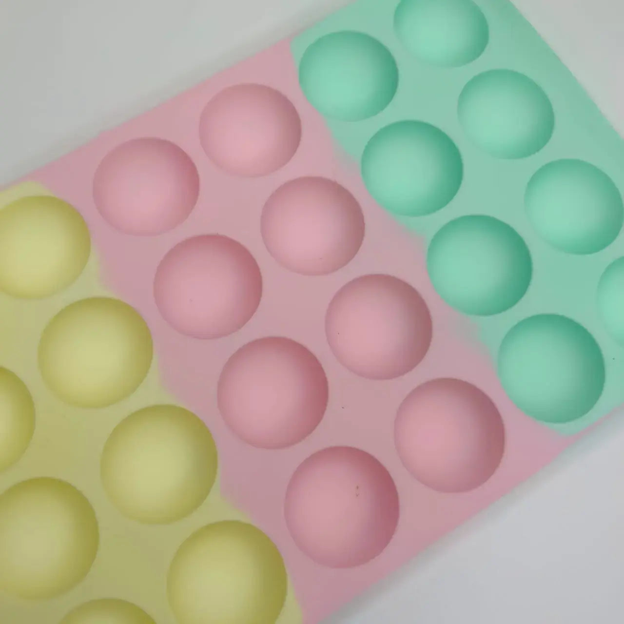 24 in 1 Ball Chocolate Mold  CM115