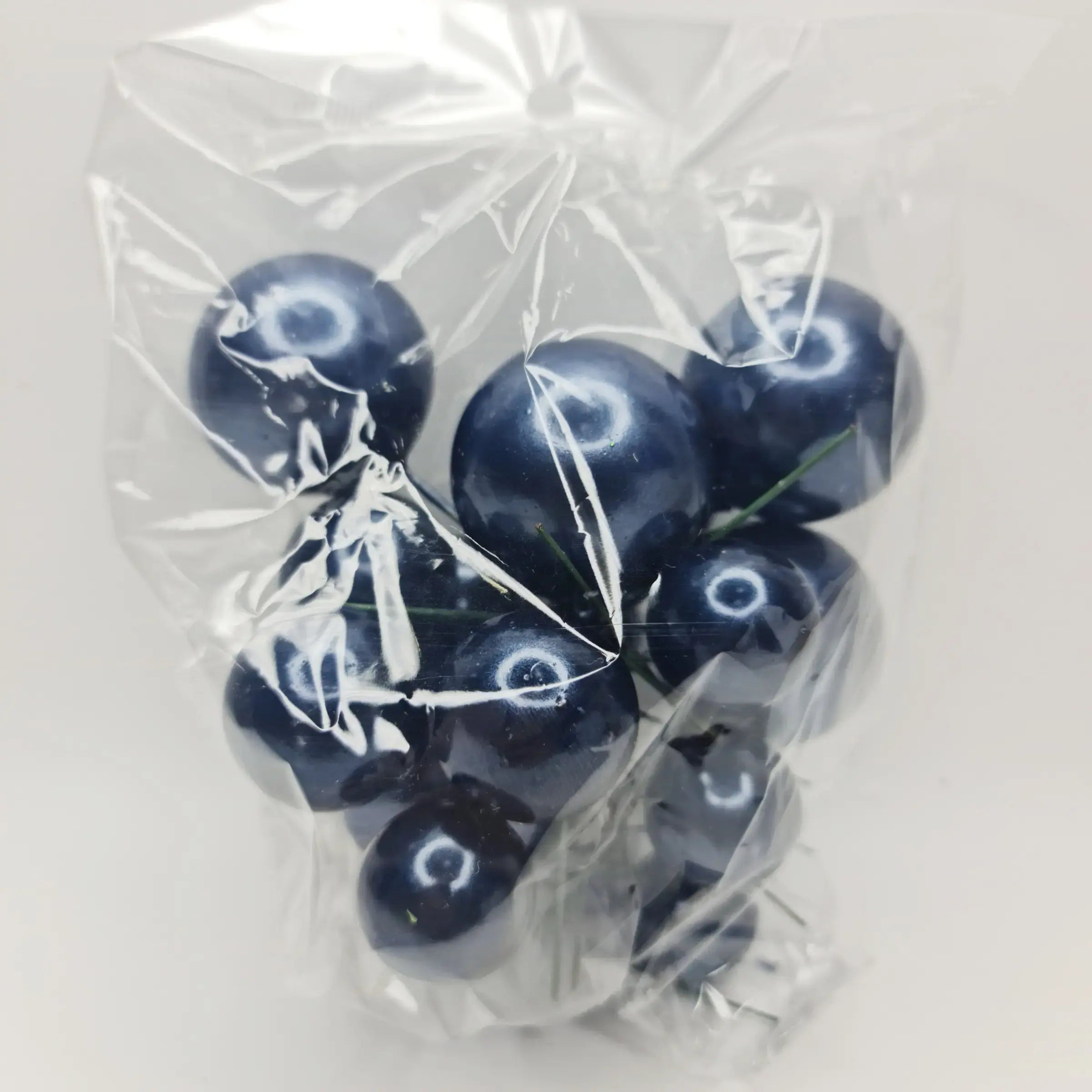 Metallic Faux Ball TPR157