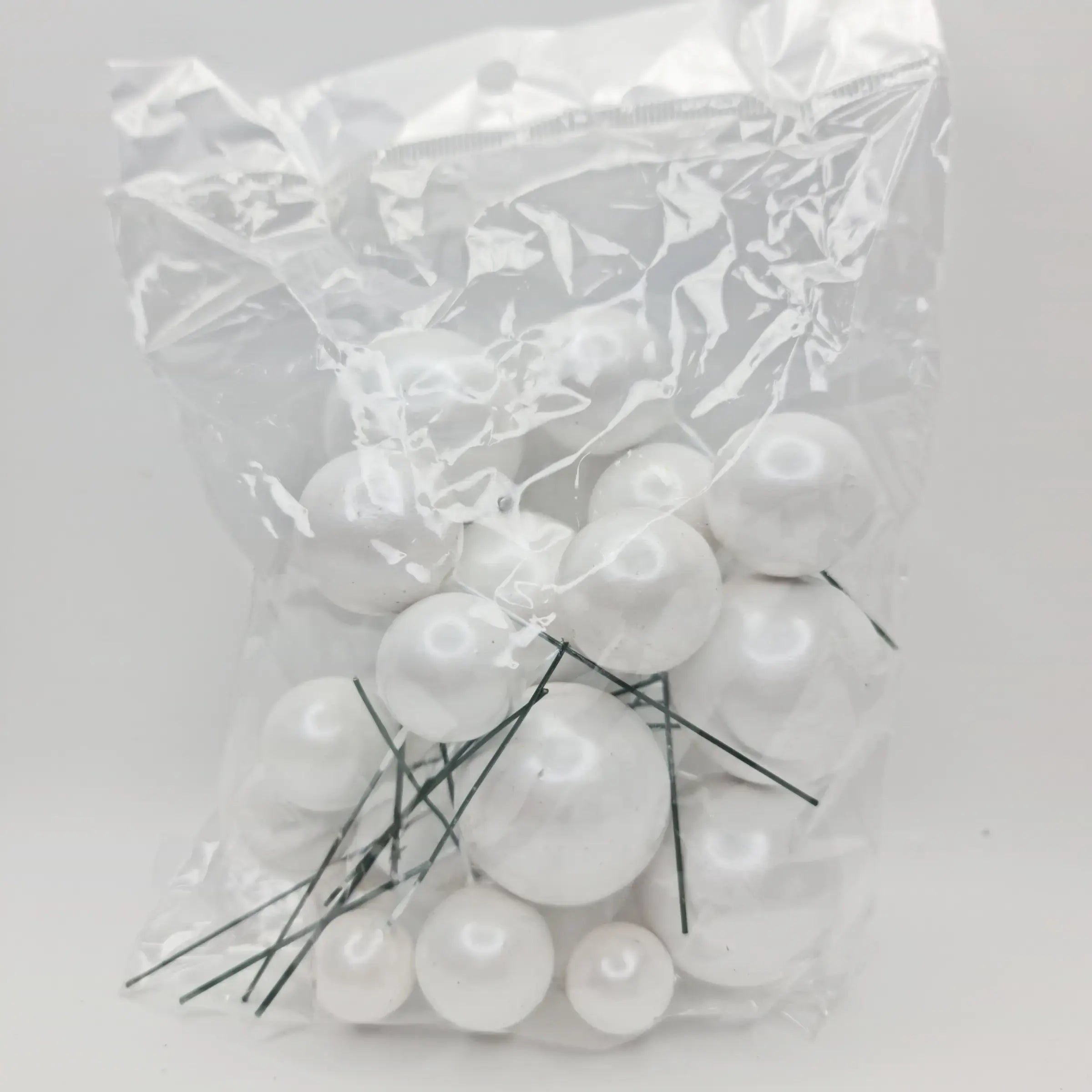 Metallic Faux Ball TPR157
