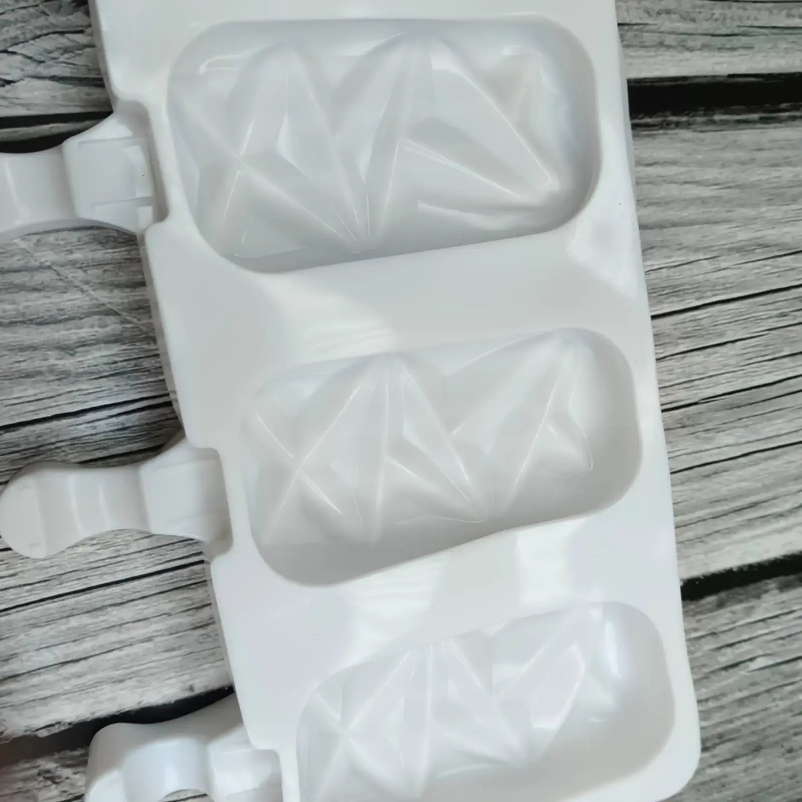4 Cavities Hill Popsicles Mold Non-stick Silicone Ice Cream Mold CM233