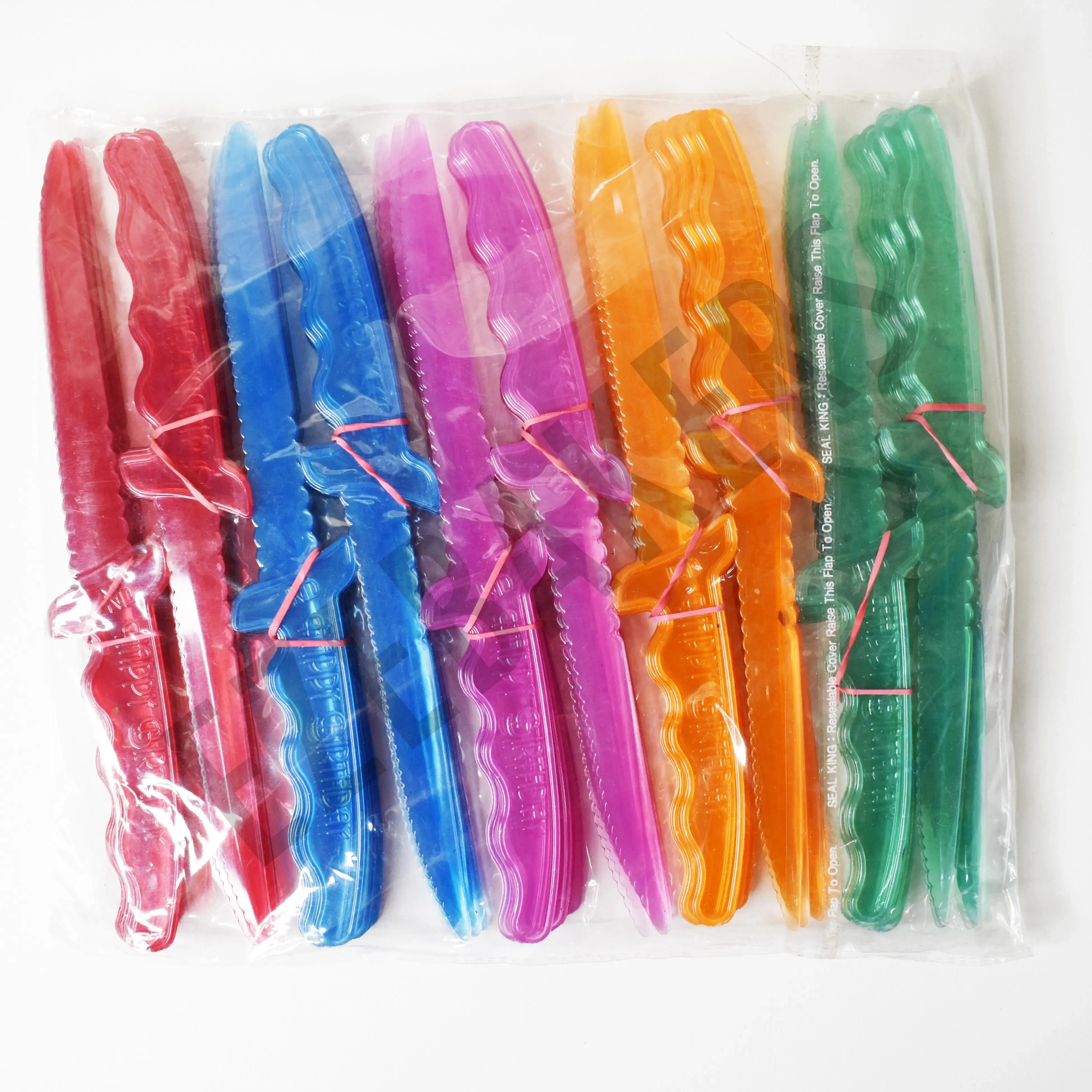 Cake Cutting Plastic Knife 100 Piece Packet BT248