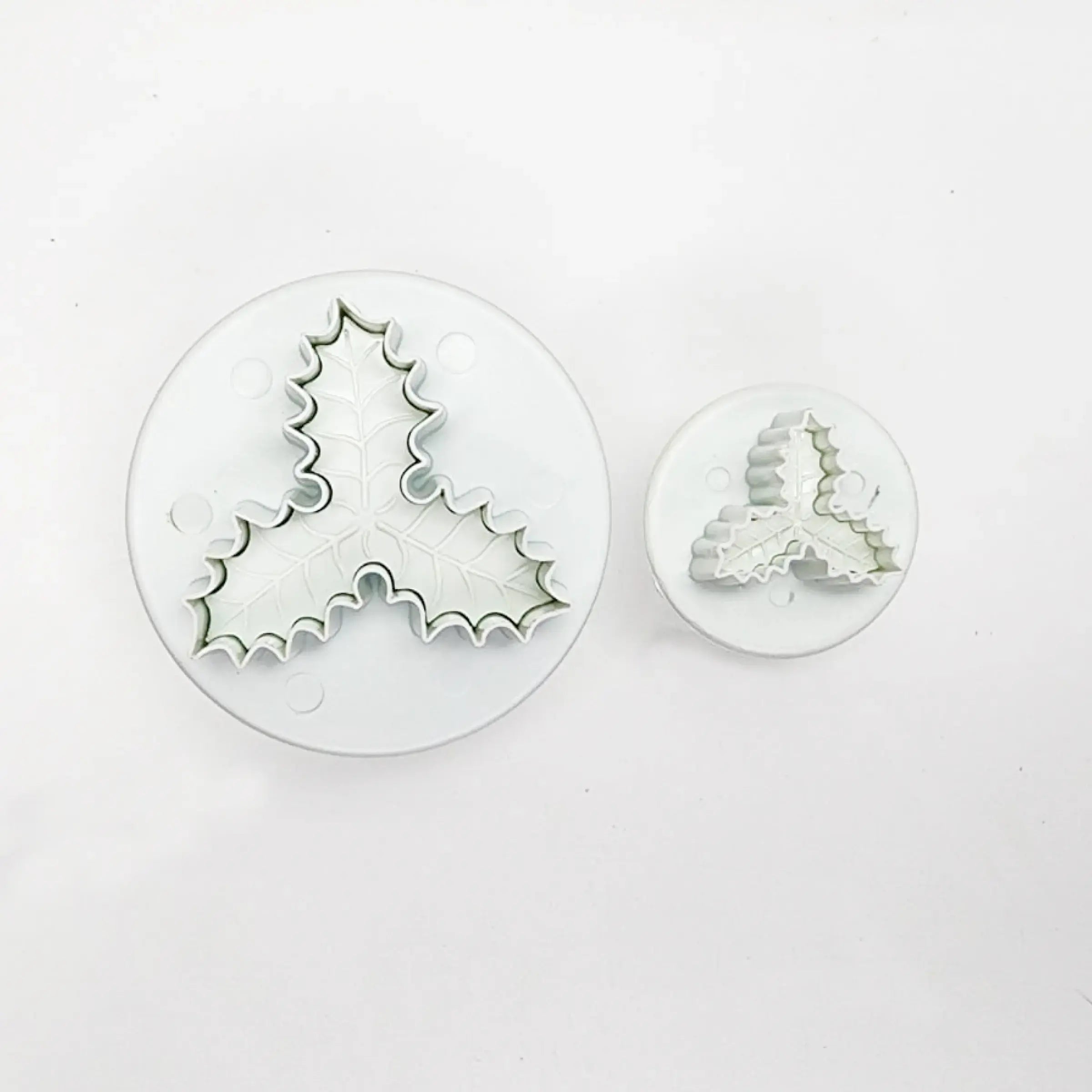2 in 1 Holly Leaf Plunger Cutter CT094