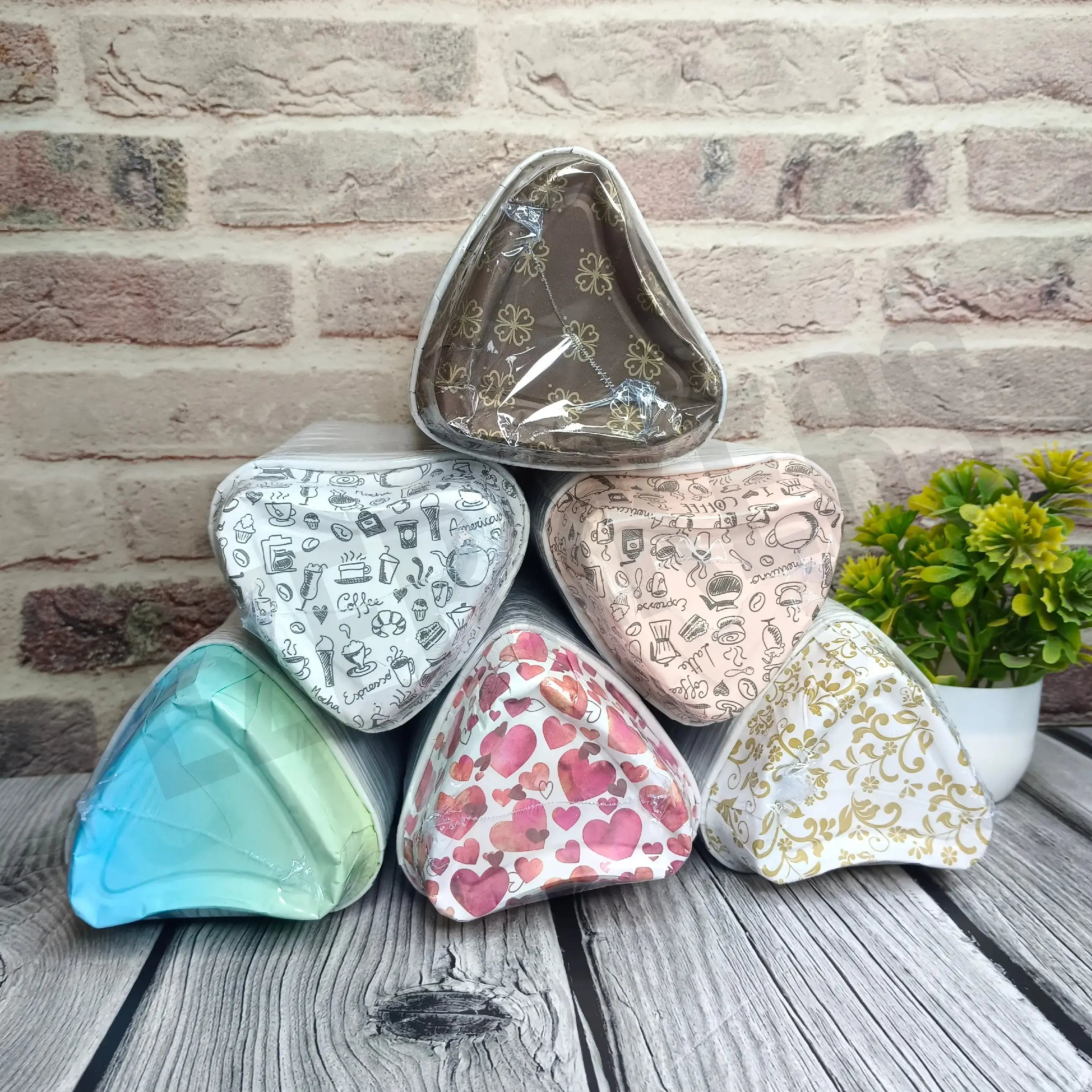 Heart Shape Muffin Cups 50 Pcs Pkt (6 Designs) CL060