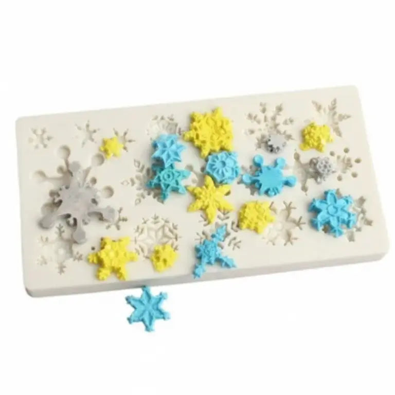 Multi-Size Christmas Snowflake Silicone Mold – Fondant, Chocolate & Icing | FM153